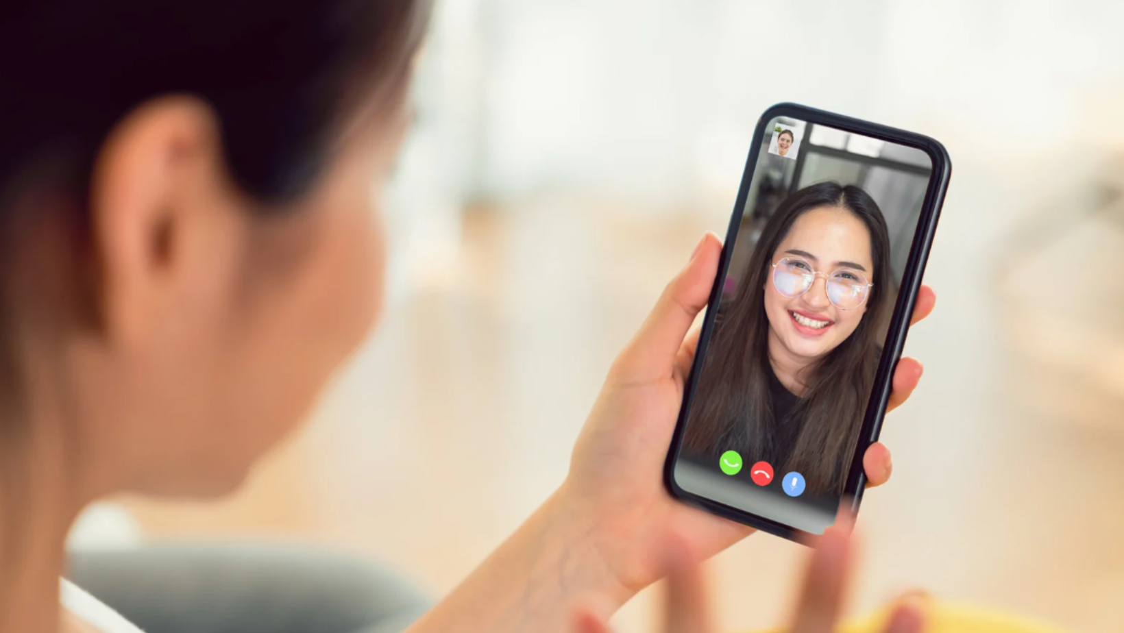 Girls doing facetime